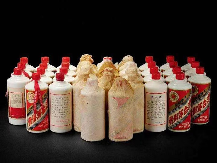 西塞山日照岚山回收酒价格哪里回收(附近上门回收茅台酒）?